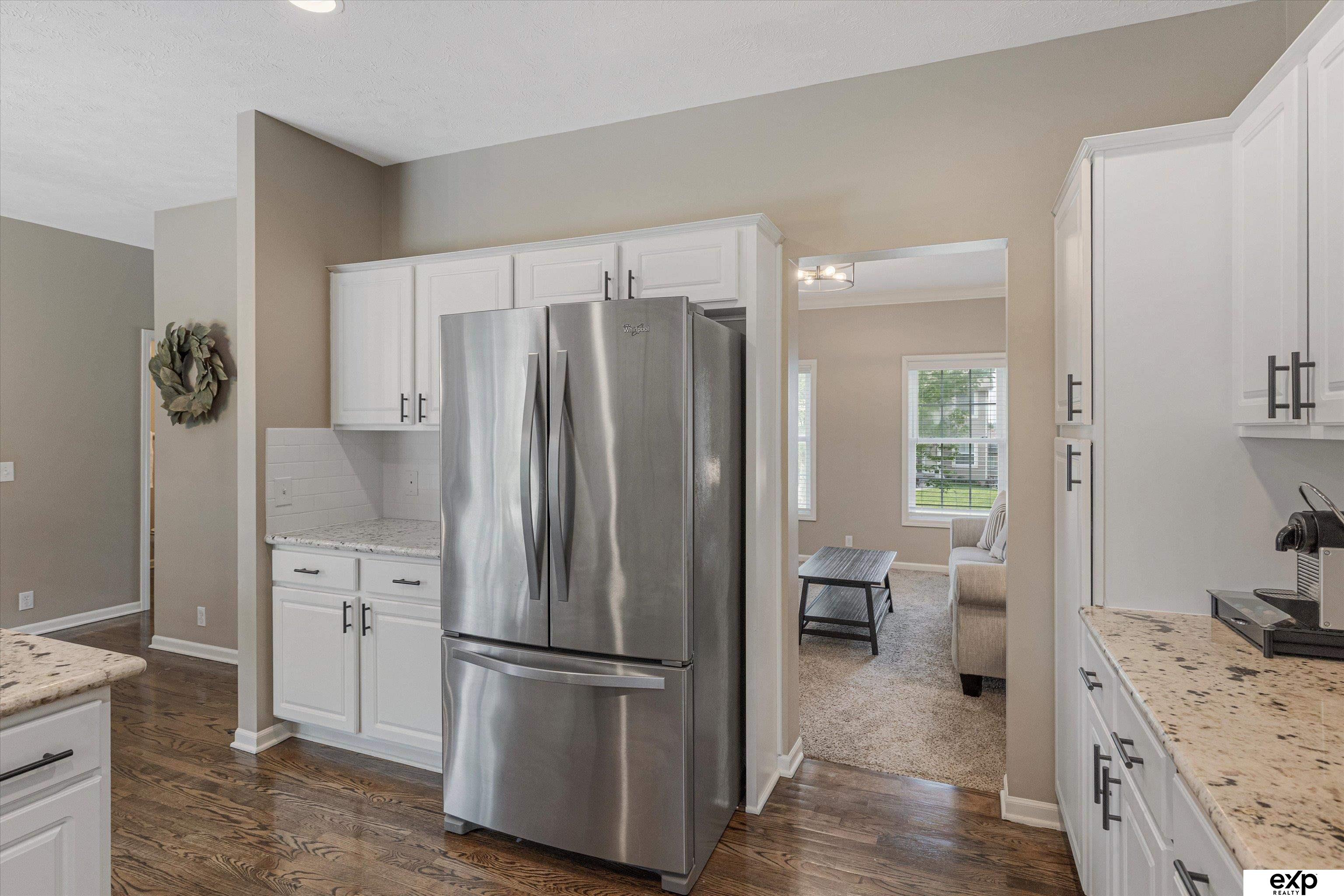 Omaha, Nebraska 68135, United States, 4 Bedrooms Bedrooms, ,3 BathroomsBathrooms,Residential,Pending,156288