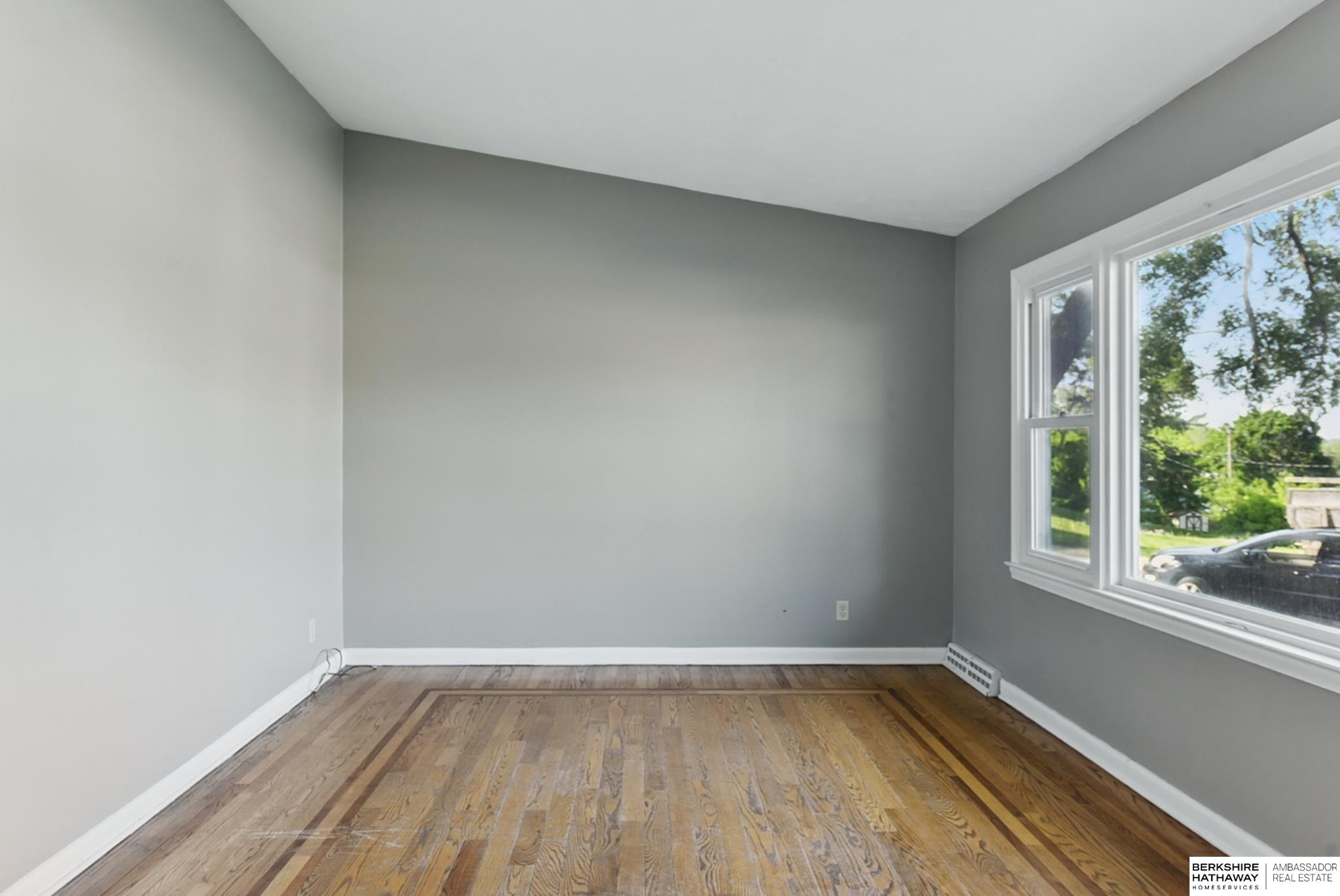 Omaha, Nebraska 68114, United States, 3 Bedrooms Bedrooms, ,2 BathroomsBathrooms,Residential,Pending,152572