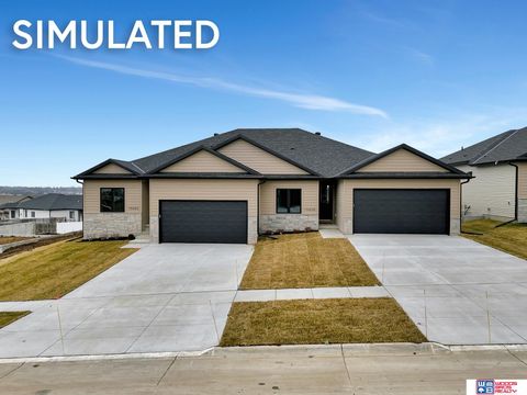 Photo of 10520 Majestic Lane, Lincoln, NE 68527 (MLS # 22601302)