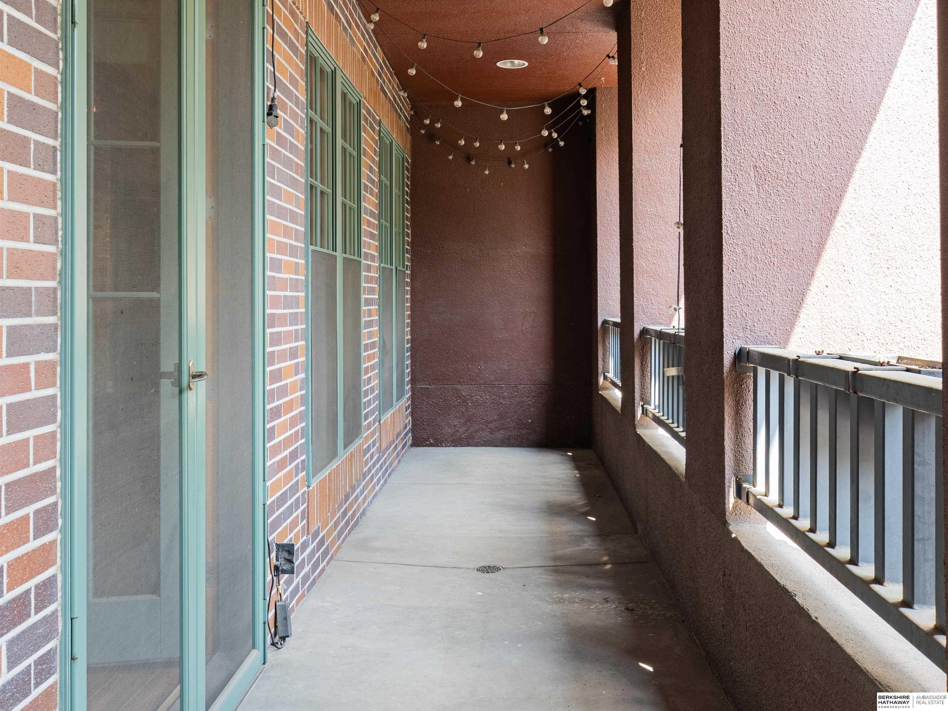 Lincoln, Nebraska 68508, United States, 2 Bedrooms Bedrooms, ,2 BathroomsBathrooms,Residential,Active,187908