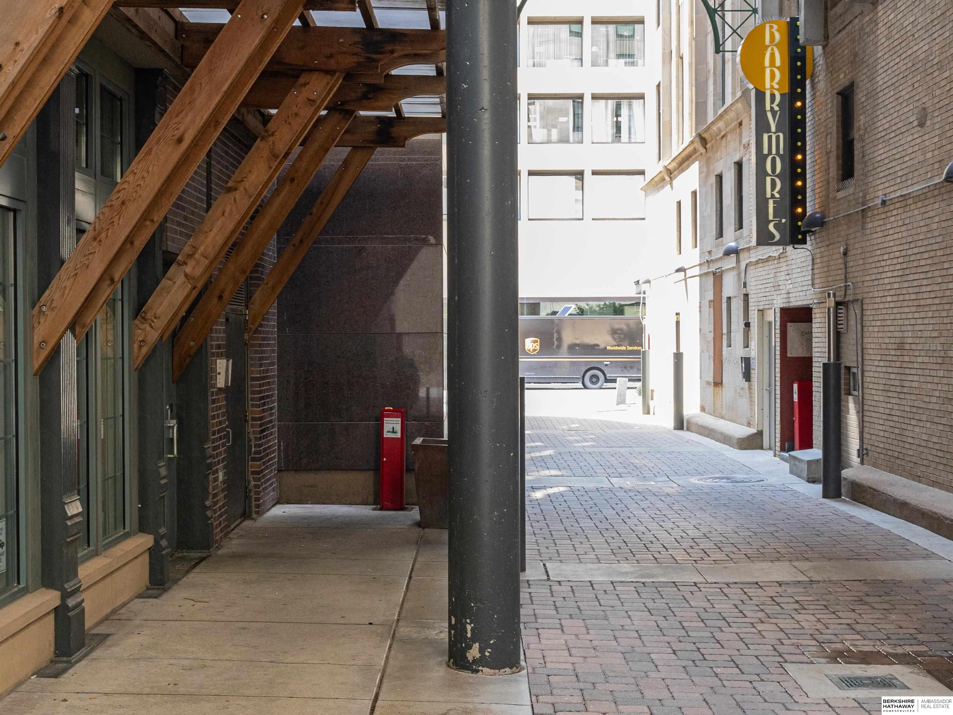 Lincoln, Nebraska 68508, United States, 2 Bedrooms Bedrooms, ,2 BathroomsBathrooms,Residential,Active,187908