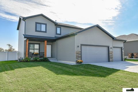 Photo of 5840 SW 8th Street, Lincoln, NE 68523 (MLS # 22529265)