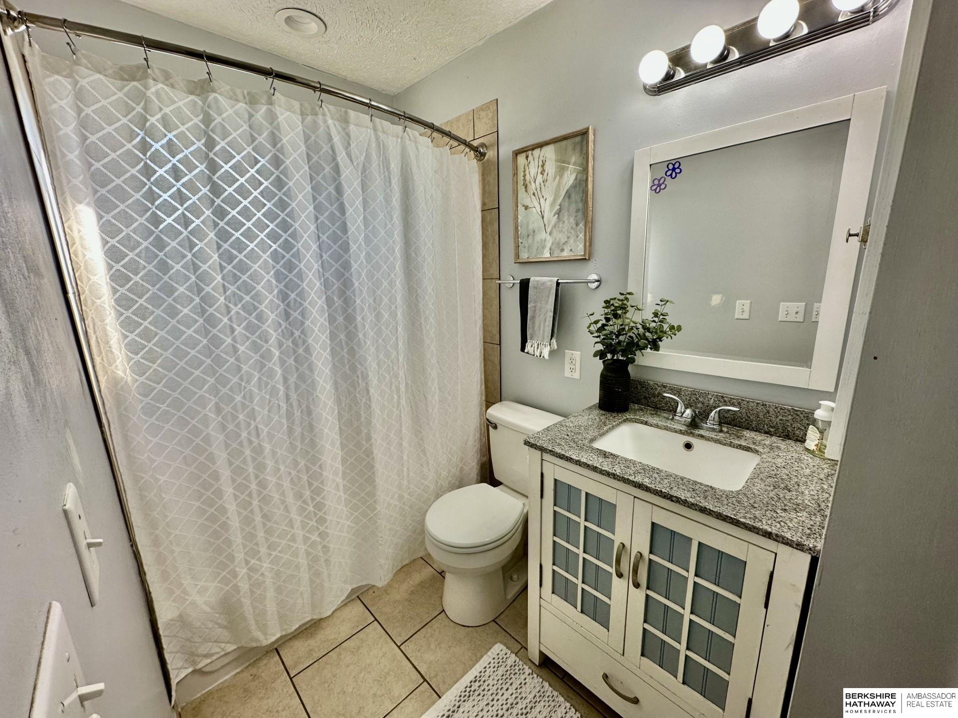 La Vista, Nebraska 68128, United States, 2 Bedrooms Bedrooms, ,1 BathroomBathrooms,Residential,Active,242900