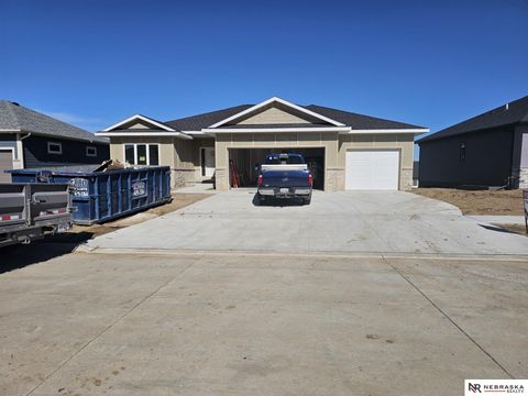 Photo of 848 Dartford Lane, Lincoln, NE 68527 (MLS # 22606291)