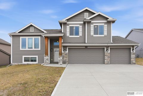 Photo of 14313 S 20th Street, Bellevue, NE 68123 (MLS # 22602279)