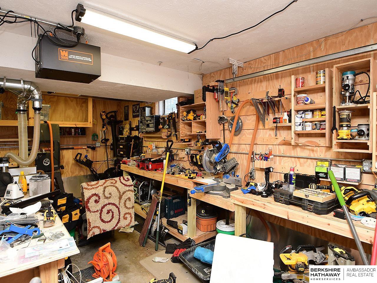 Omaha, Nebraska 68114, United States, 3 Bedrooms Bedrooms, ,2 BathroomsBathrooms,Residential,Active,229745