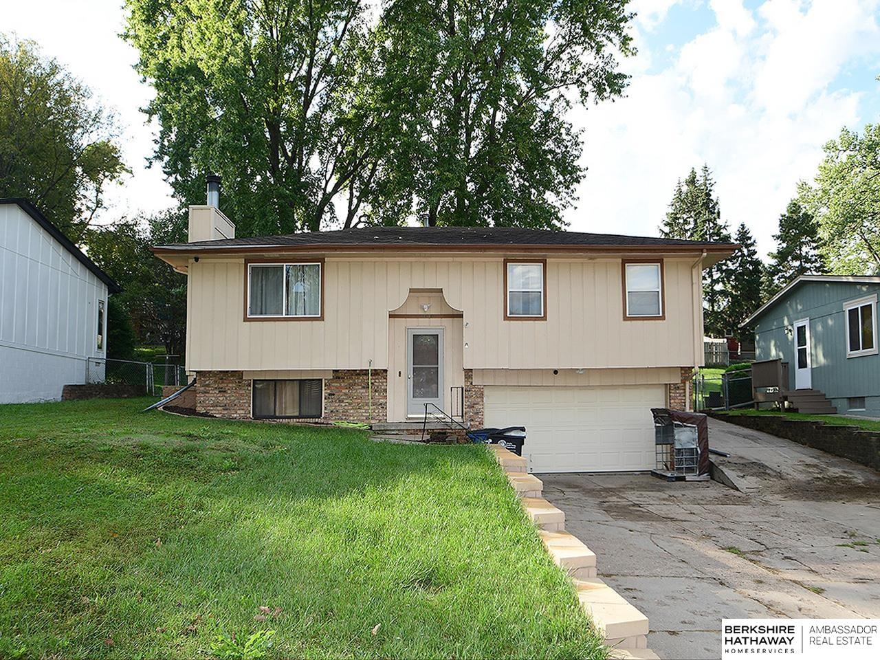 Omaha, Nebraska 68114, United States, 3 Bedrooms Bedrooms, ,2 BathroomsBathrooms,Residential,Active,229745
