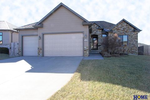 Photo of 7377 Yankee Woods Drive, Lincoln, NE 68516 (MLS # 22601509)
