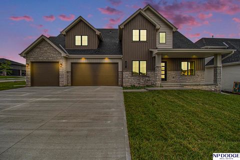 Photo of 3301 S 212 Street, Omaha, NE 68022 (MLS # 22517814)
