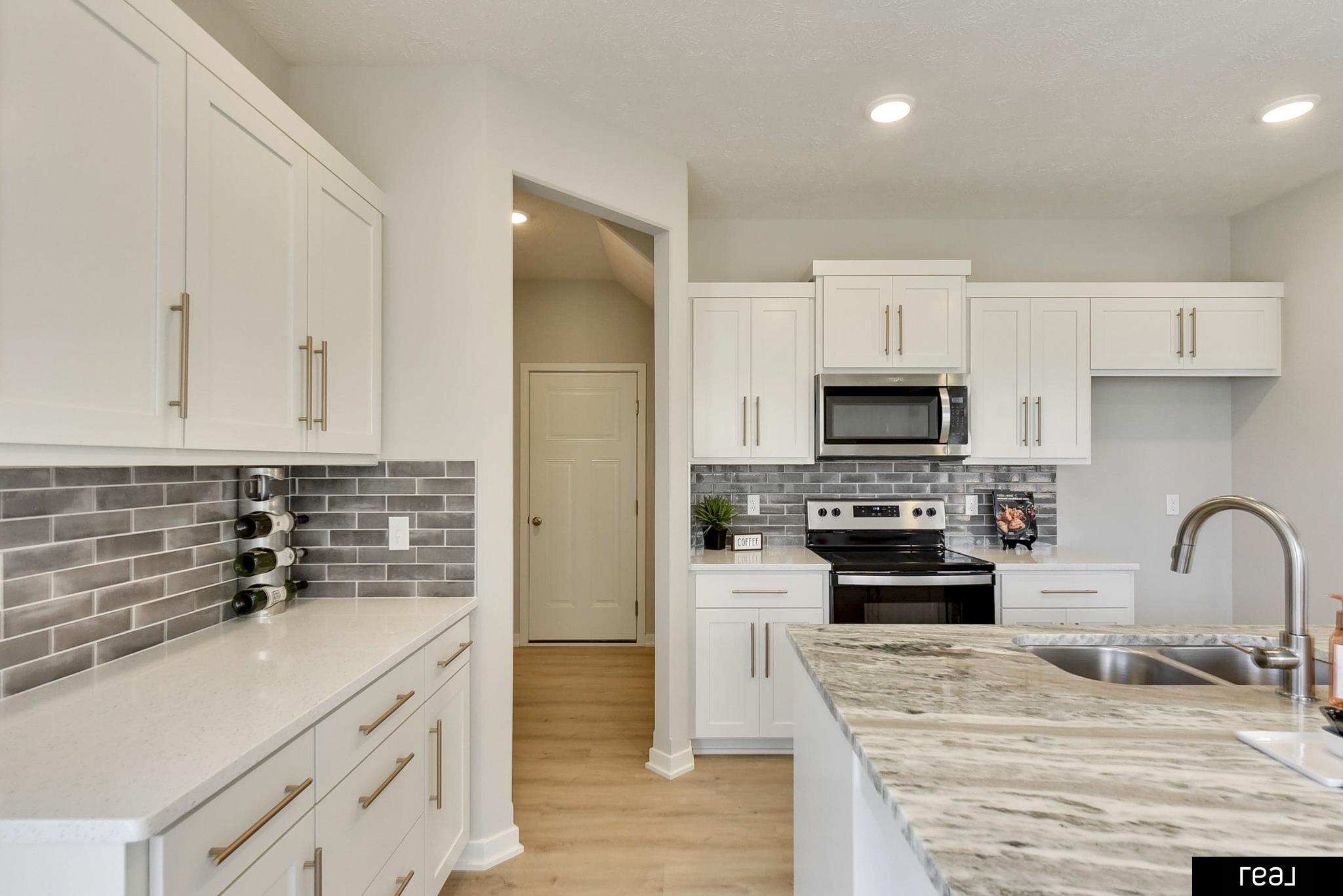 Bellevue, Nebraska 68123, United States, 4 Bedrooms Bedrooms, ,4 BathroomsBathrooms,Residential,Active,204349