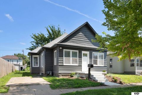 Photo of 1226 6th Avenue, Council Bluffs, IA 51501 (MLS # 22619407)