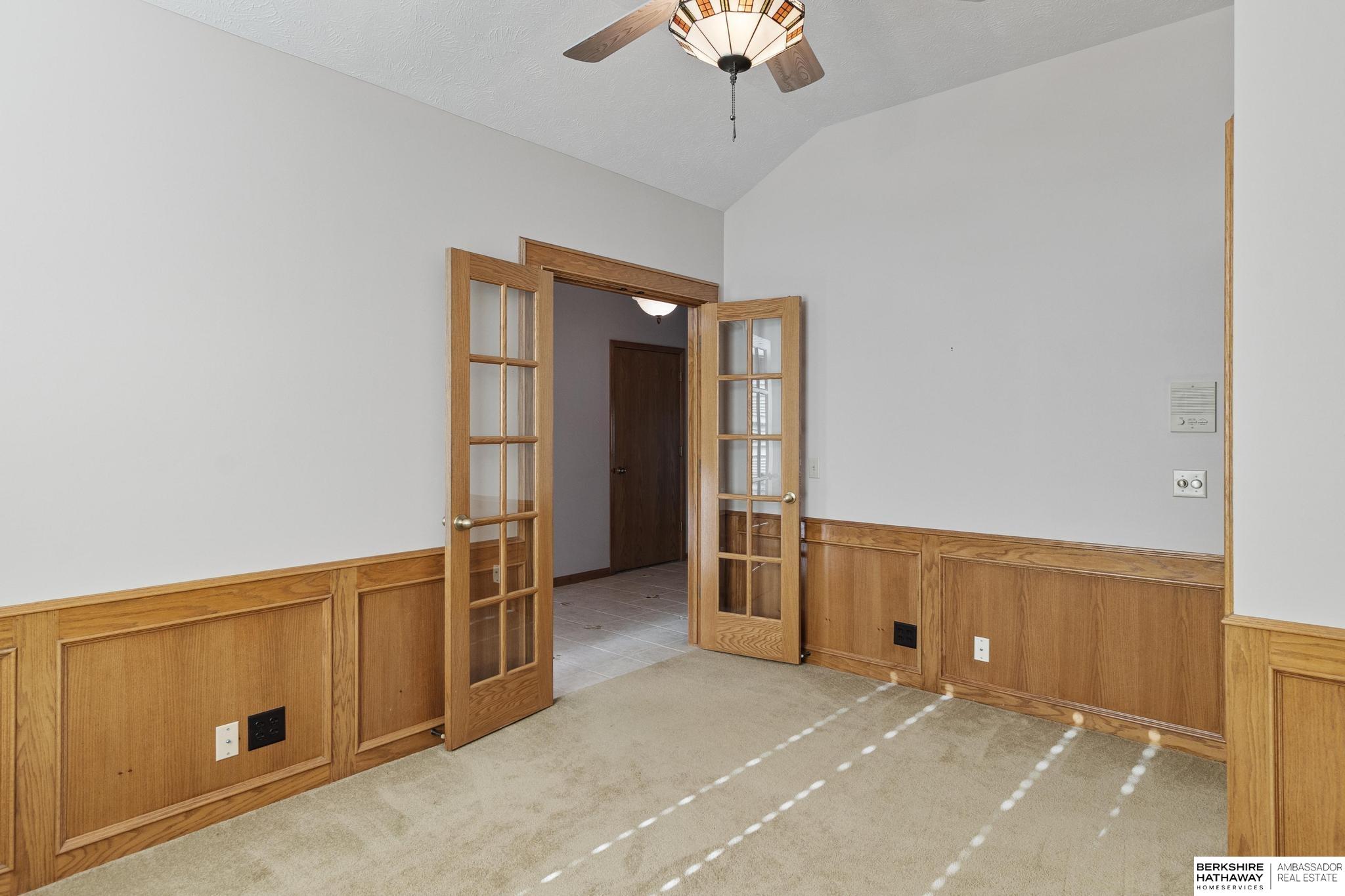 Omaha, Nebraska 68007, United States, 4 Bedrooms Bedrooms, ,3 BathroomsBathrooms,Residential,Active,222043