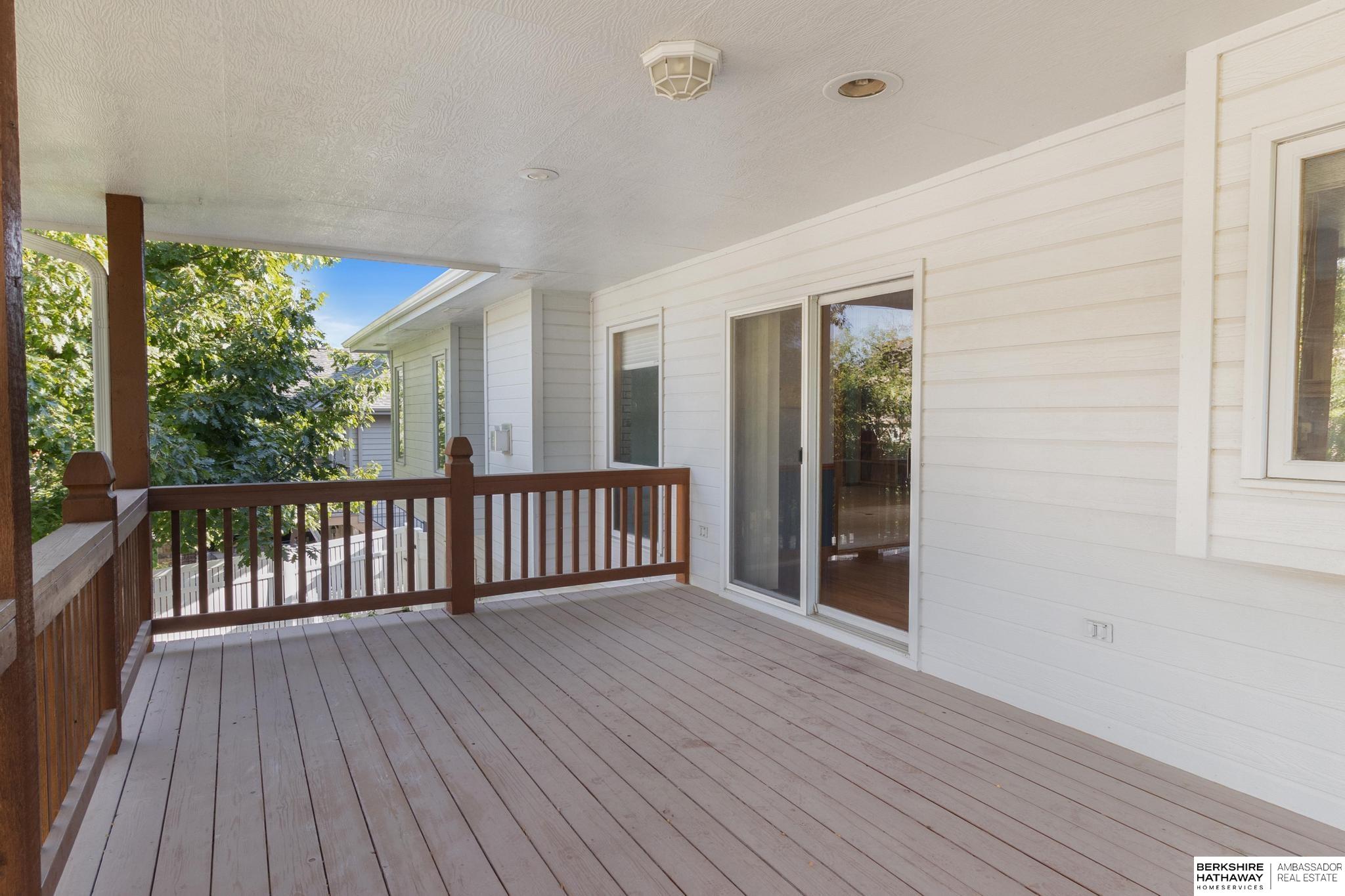 Omaha, Nebraska 68007, United States, 4 Bedrooms Bedrooms, ,3 BathroomsBathrooms,Residential,Active,222043