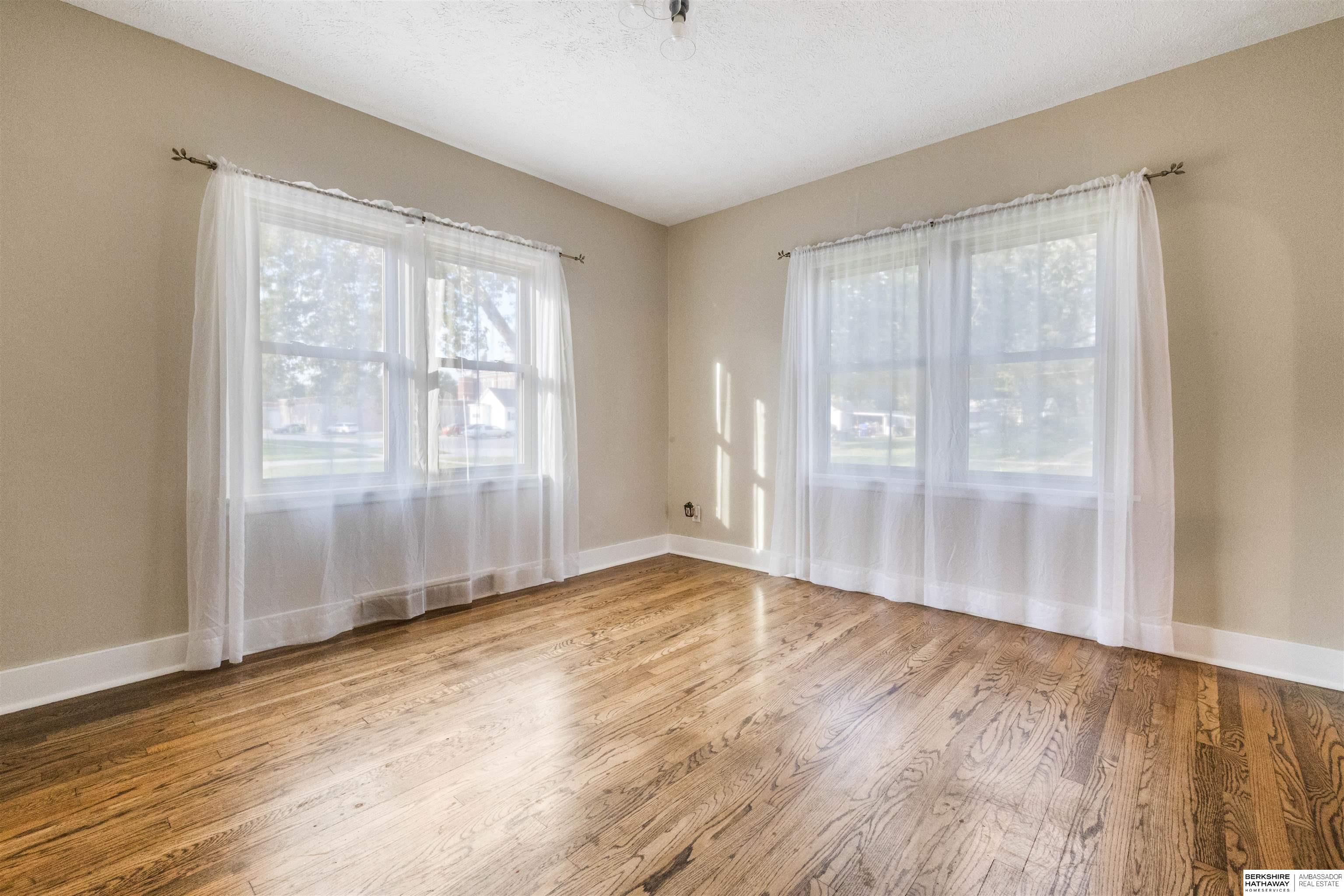 Blair, Nebraska 68008, United States, 4 Bedrooms Bedrooms, ,2 BathroomsBathrooms,Residential,Active,224838