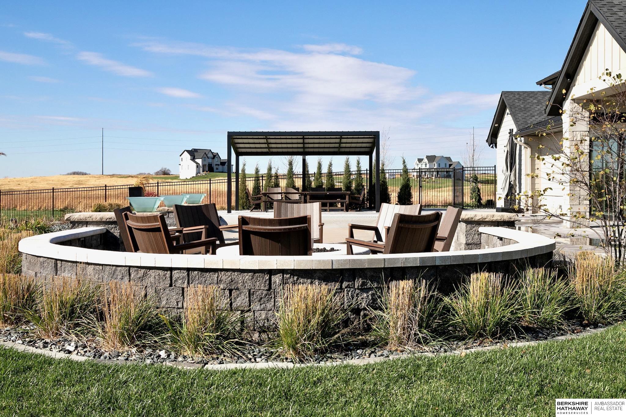 Yutan, Nebraska 68073, United States, 4 Bedrooms Bedrooms, ,4 BathroomsBathrooms,Residential,Pending,120025