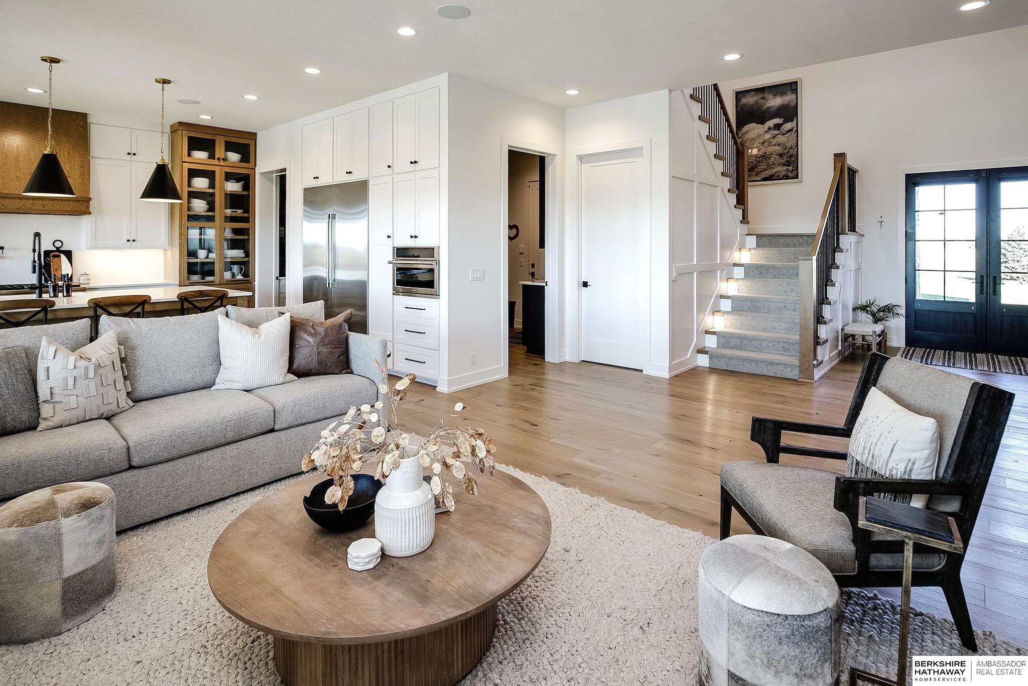 Yutan, Nebraska 68073, United States, 4 Bedrooms Bedrooms, ,4 BathroomsBathrooms,Residential,Pending,120025