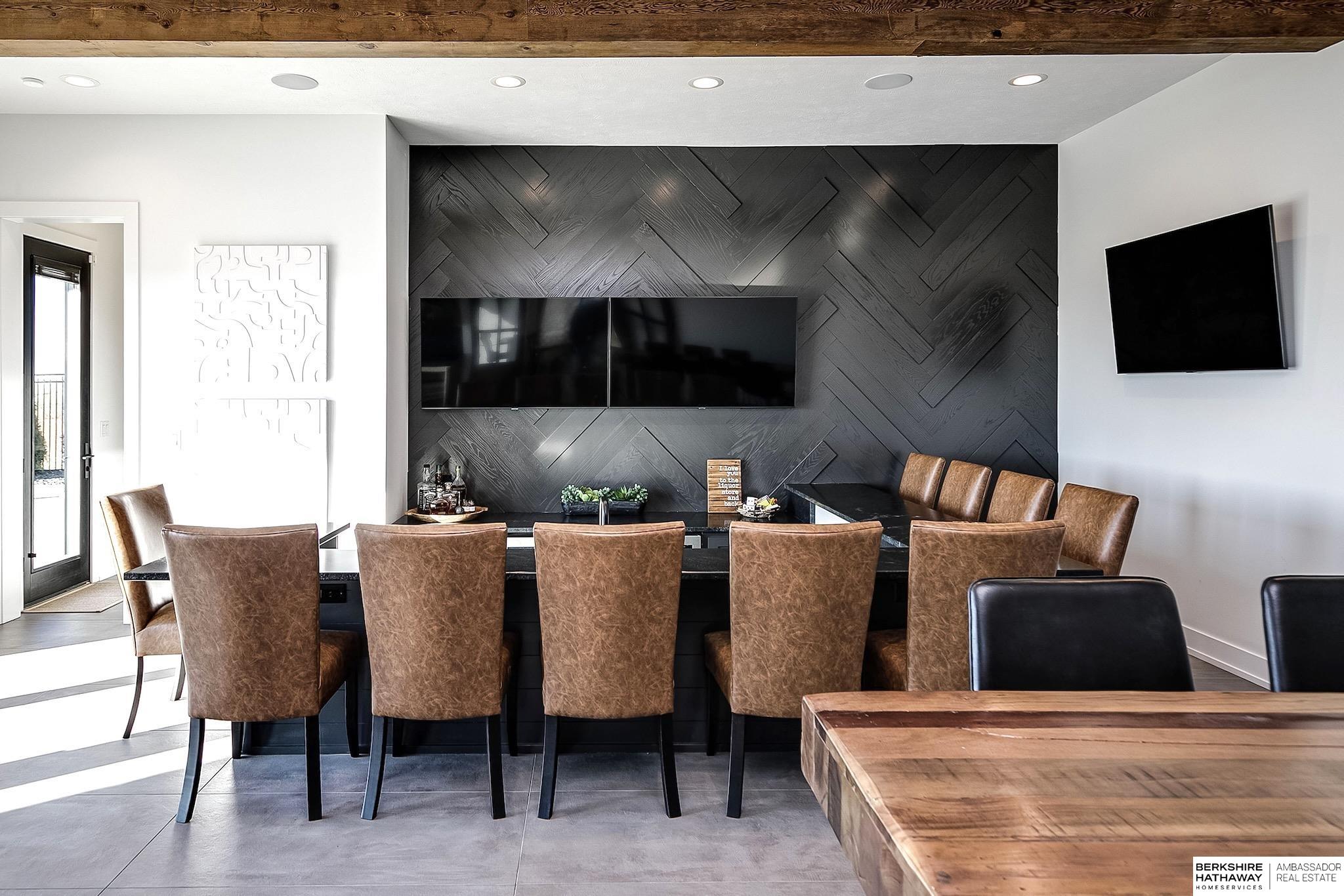 Yutan, Nebraska 68073, United States, 4 Bedrooms Bedrooms, ,4 BathroomsBathrooms,Residential,Pending,120025