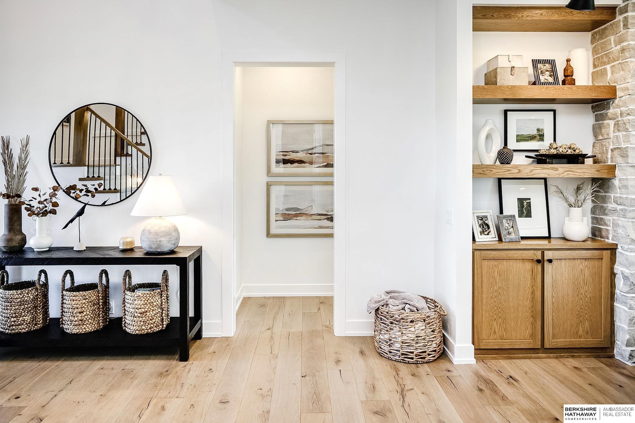 Yutan, Nebraska 68073, United States, 4 Bedrooms Bedrooms, ,4 BathroomsBathrooms,Residential,Pending,120025