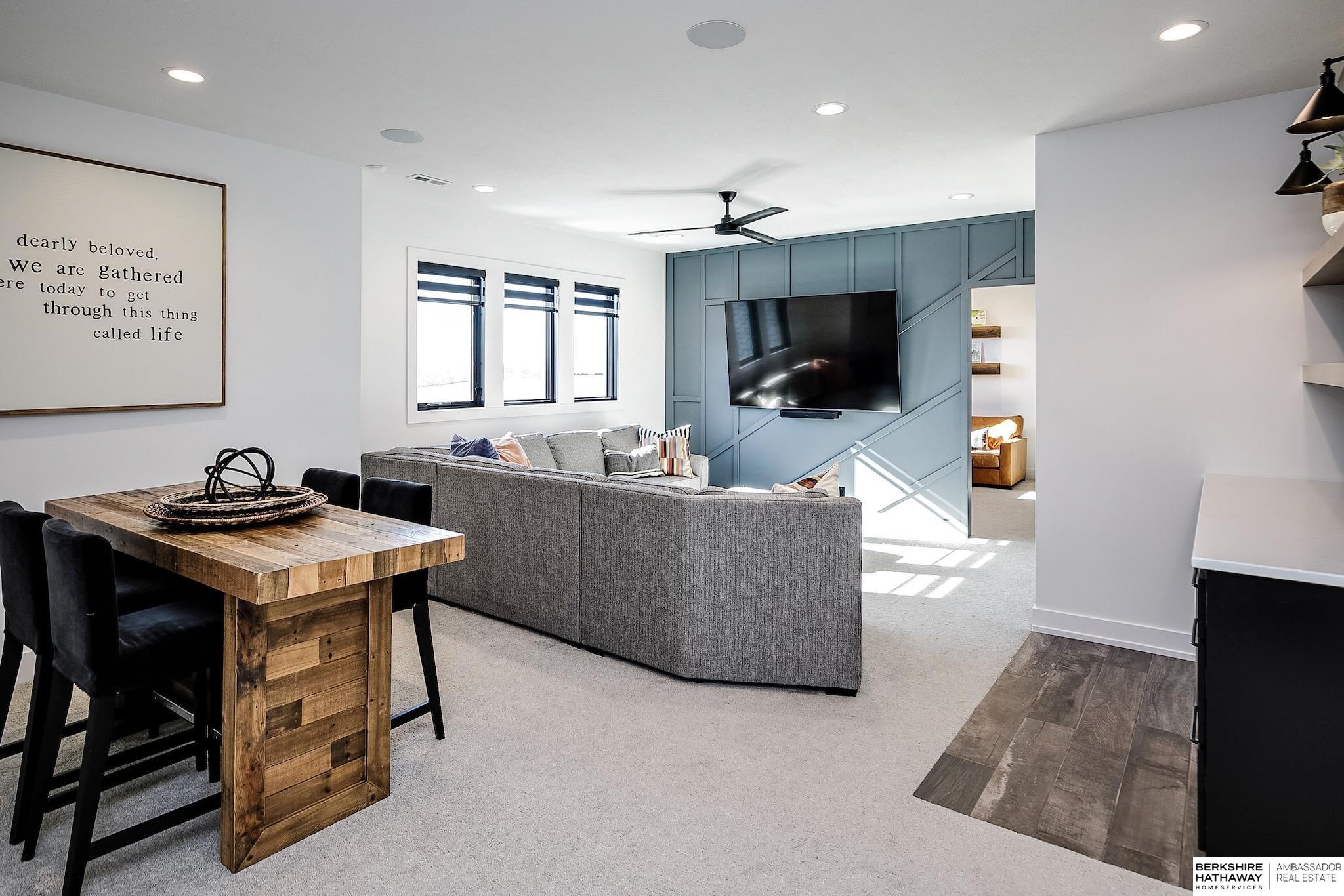 Yutan, Nebraska 68073, United States, 4 Bedrooms Bedrooms, ,4 BathroomsBathrooms,Residential,Pending,120025