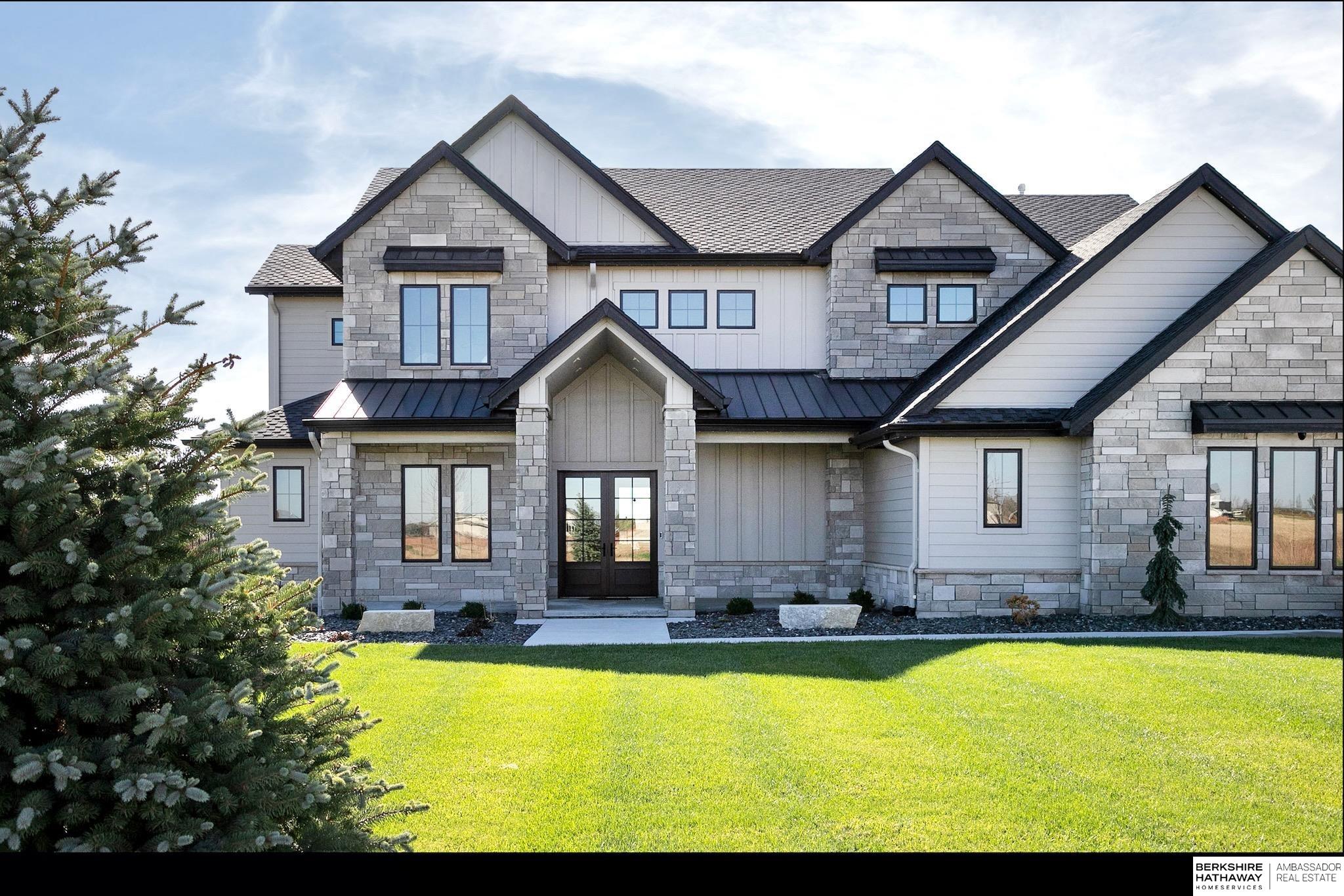 Yutan, Nebraska 68073, United States, 4 Bedrooms Bedrooms, ,4 BathroomsBathrooms,Residential,Pending,120025