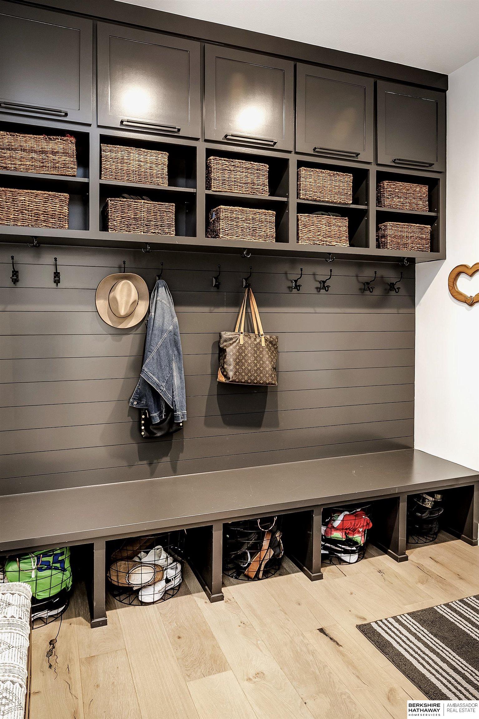 Yutan, Nebraska 68073, United States, 4 Bedrooms Bedrooms, ,4 BathroomsBathrooms,Residential,Pending,120025