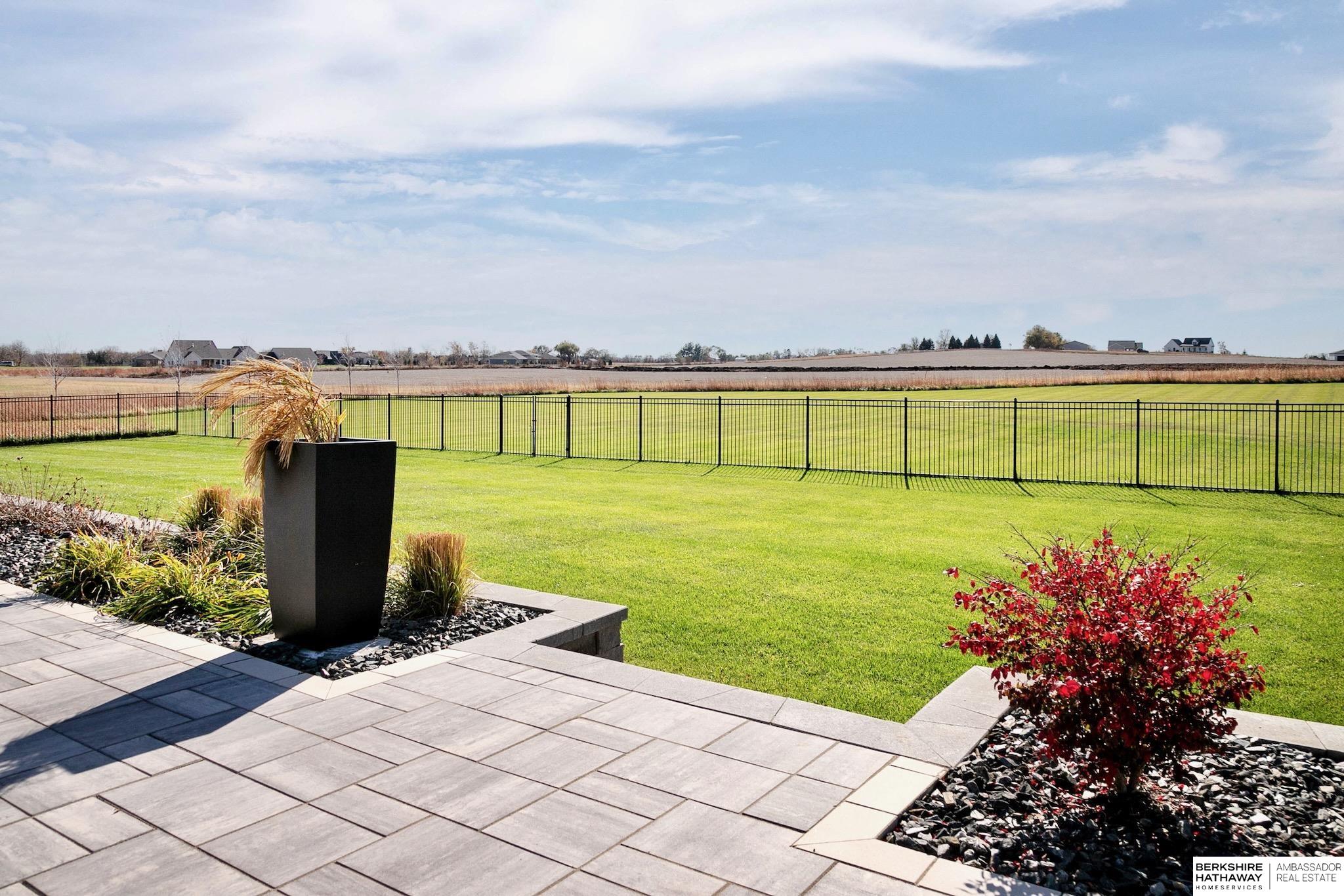 Yutan, Nebraska 68073, United States, 4 Bedrooms Bedrooms, ,4 BathroomsBathrooms,Residential,Pending,120025