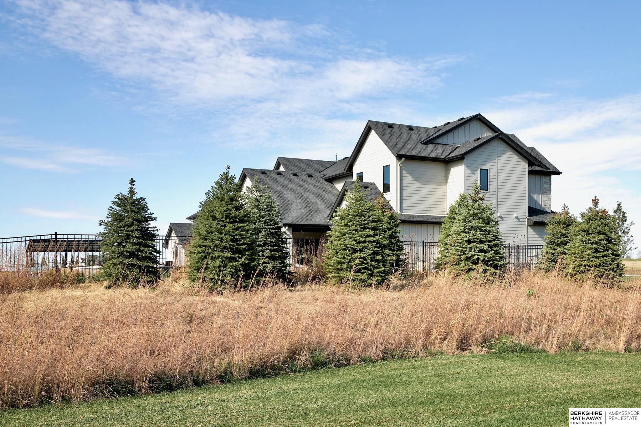 Yutan, Nebraska 68073, United States, 4 Bedrooms Bedrooms, ,4 BathroomsBathrooms,Residential,Pending,120025