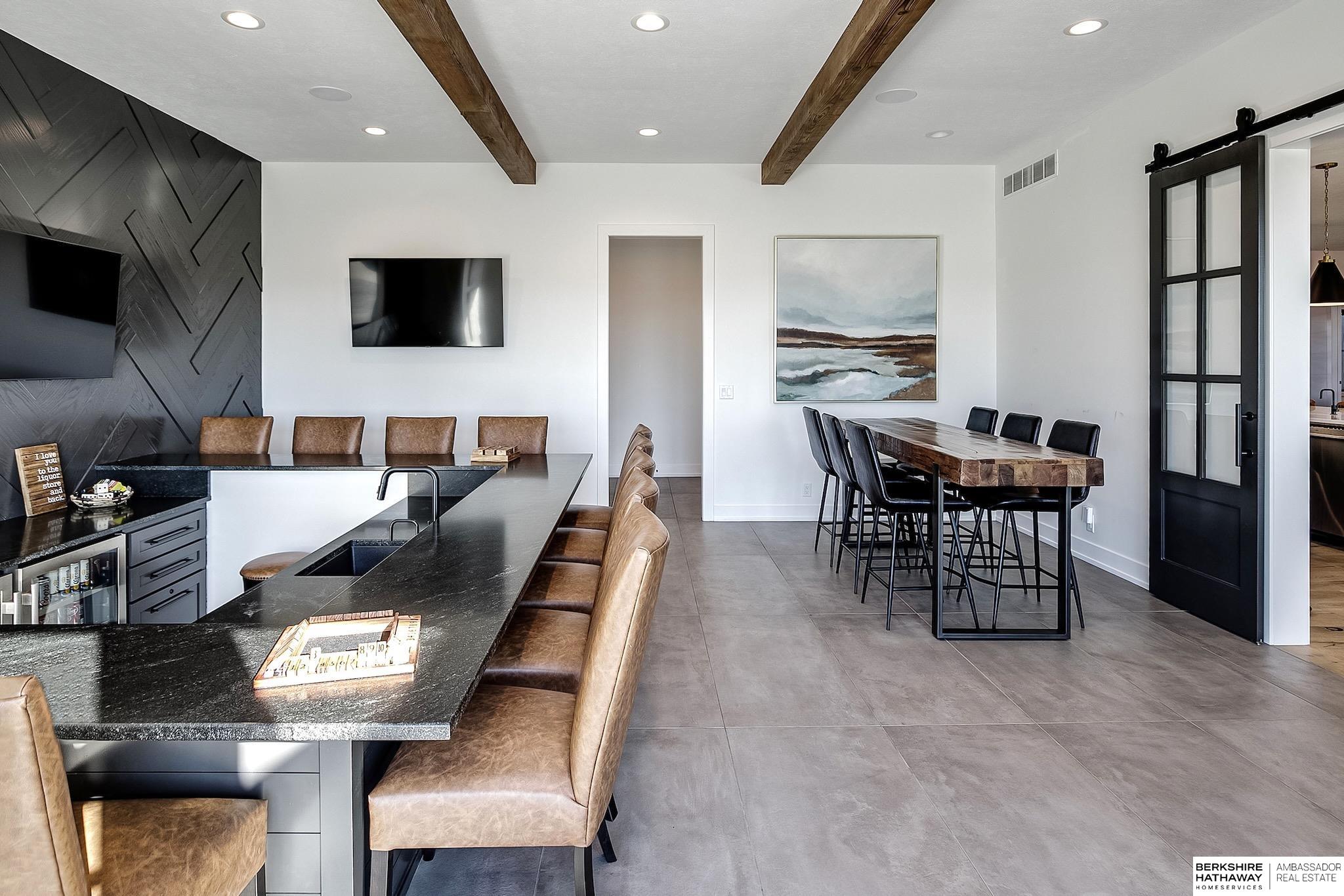 Yutan, Nebraska 68073, United States, 4 Bedrooms Bedrooms, ,4 BathroomsBathrooms,Residential,Pending,120025