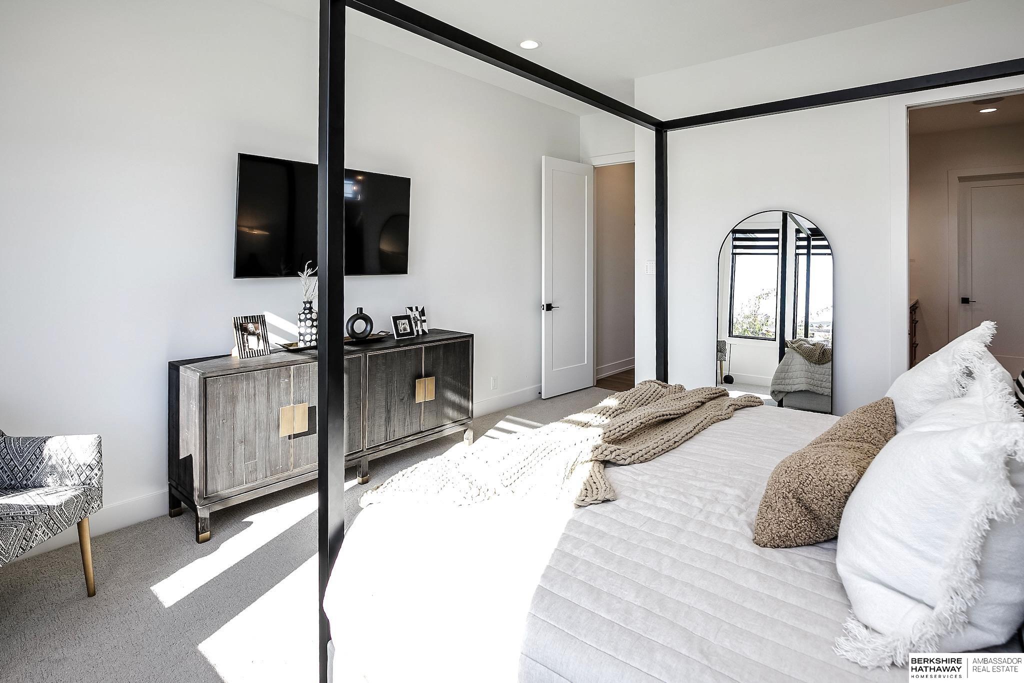 Yutan, Nebraska 68073, United States, 4 Bedrooms Bedrooms, ,4 BathroomsBathrooms,Residential,Pending,120025