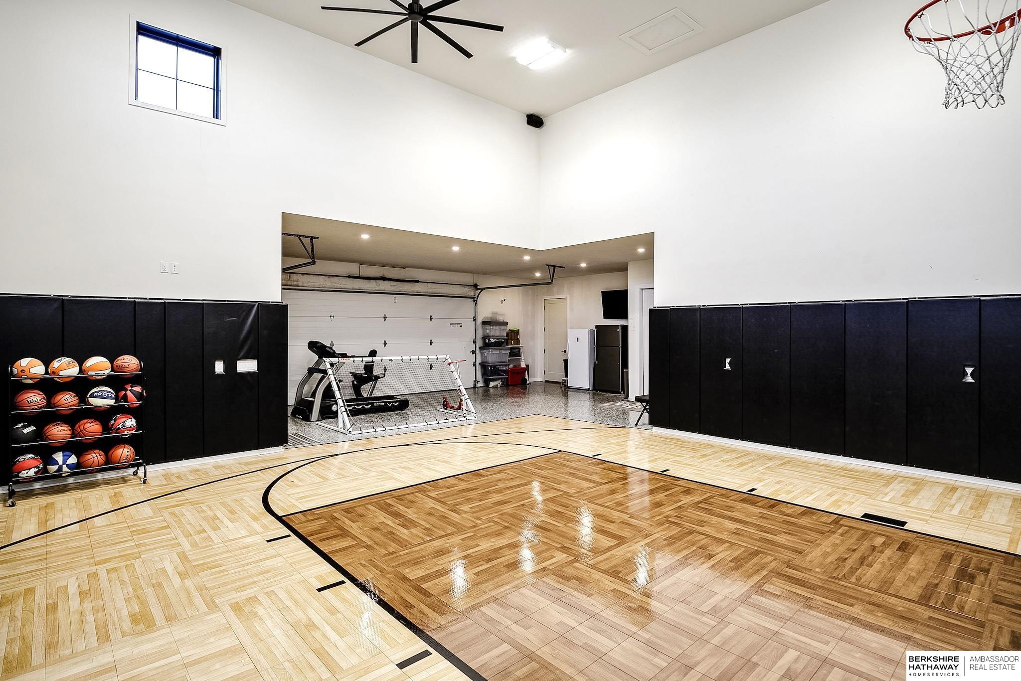 Yutan, Nebraska 68073, United States, 4 Bedrooms Bedrooms, ,4 BathroomsBathrooms,Residential,Pending,120025