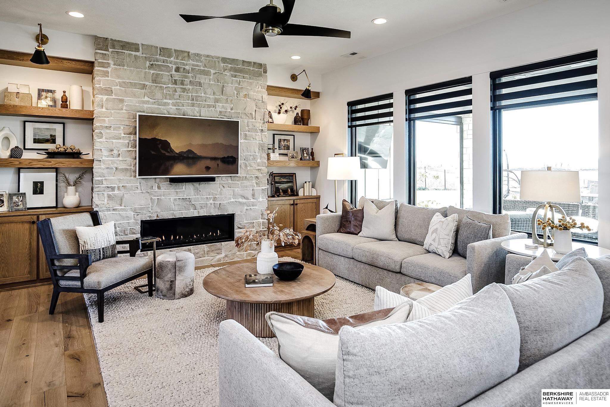 Yutan, Nebraska 68073, United States, 4 Bedrooms Bedrooms, ,4 BathroomsBathrooms,Residential,Pending,120025