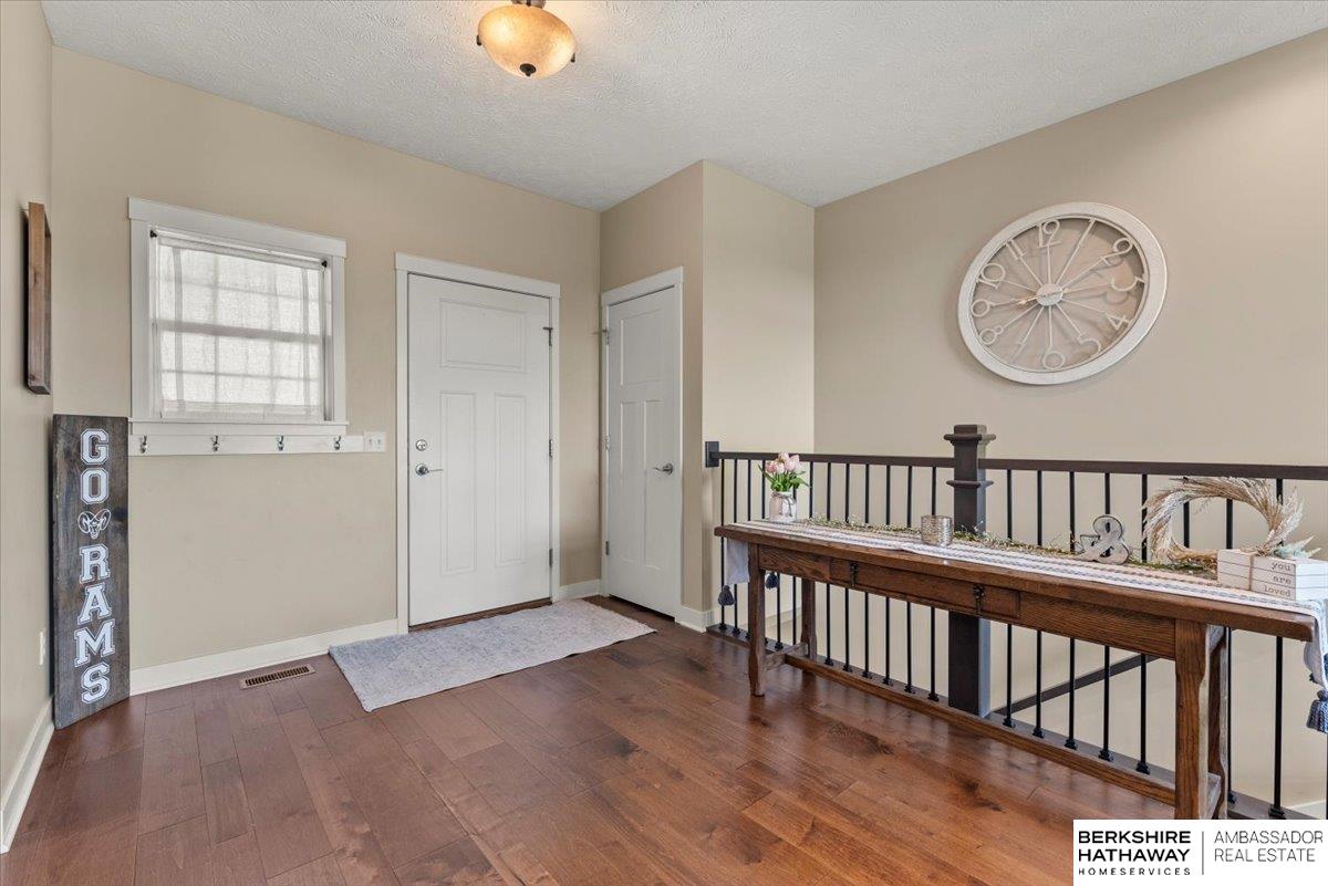 Glenwood, Iowa 51534, United States, 4 Bedrooms Bedrooms, ,3 BathroomsBathrooms,Residential,Pending,149584