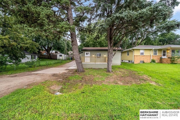 7306 S 28TH ST, BELLEVUE, NE 68147 - Image c8f82cd45ffabe73fb8a25666e2a50e9/2365067192