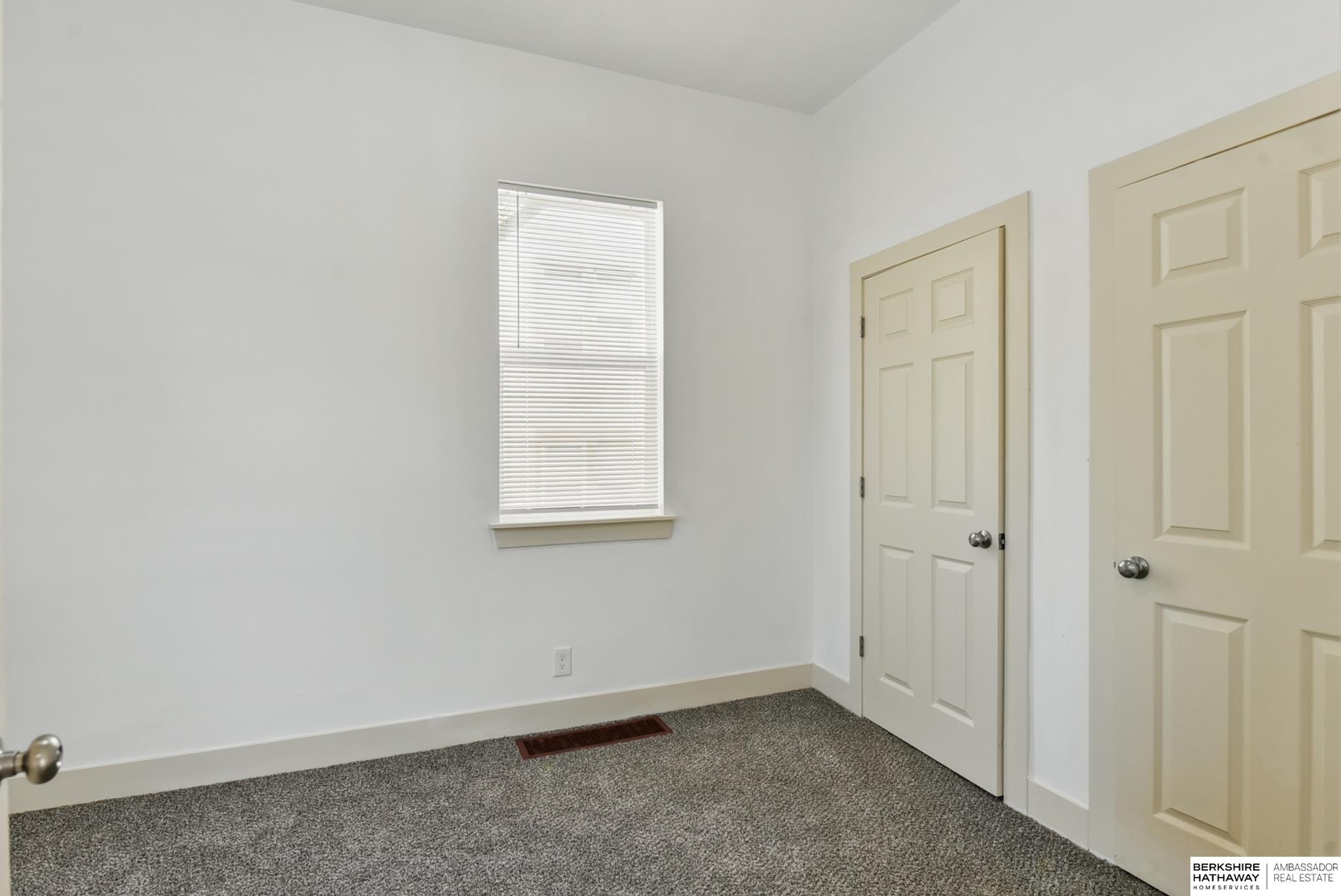 Omaha, Nebraska 68111, United States, 6 Bedrooms Bedrooms, ,3 BathroomsBathrooms,Residential,Active,124680