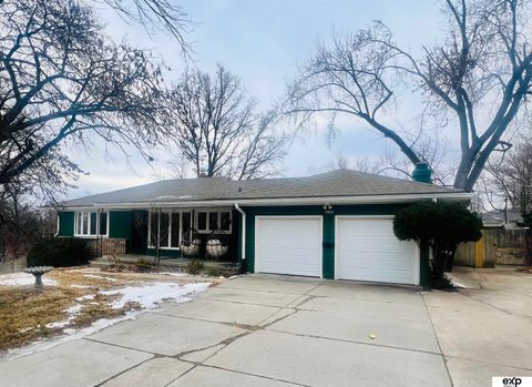 Photo of 7923 Harney Street, Omaha, NE 68114 (MLS # 22532760)