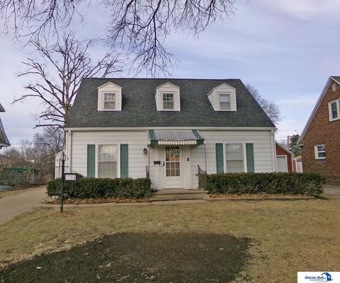 Photo of 1704 Lincoln Street, Beatrice, NE 68310 (MLS # 22601225)