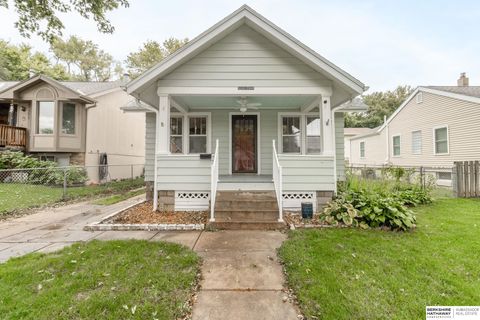 Photo of 5608 Cedar Street, Omaha, NE 68106 (MLS # 22600232)