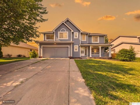 Photo of 14812 H Street, Omaha, NE 68137 (MLS # 22620412)