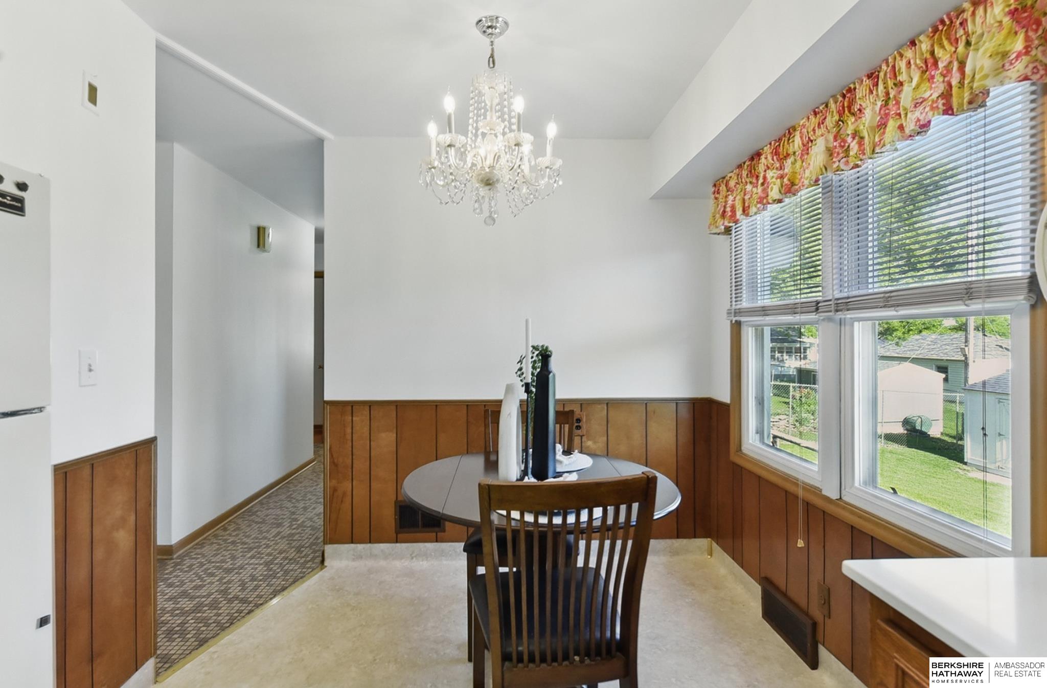 Omaha, Nebraska 68105, United States, 3 Bedrooms Bedrooms, ,2 BathroomsBathrooms,Residential,Pending,136922