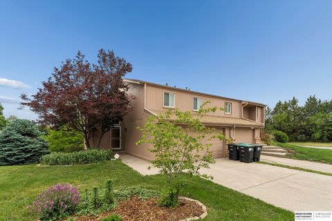 Photo of 4020 N 103rd Plaza, Omaha, NE 68134 (MLS # 22614030)