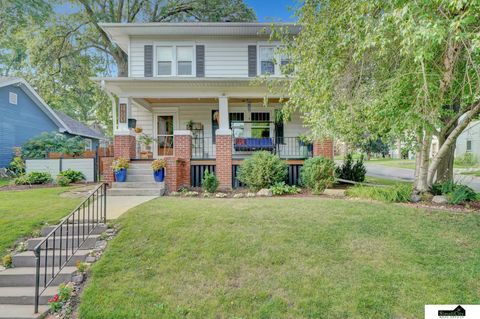 Photo of 1605 Van Dorn Street, Lincoln, NE 68502 (MLS # 22606188)