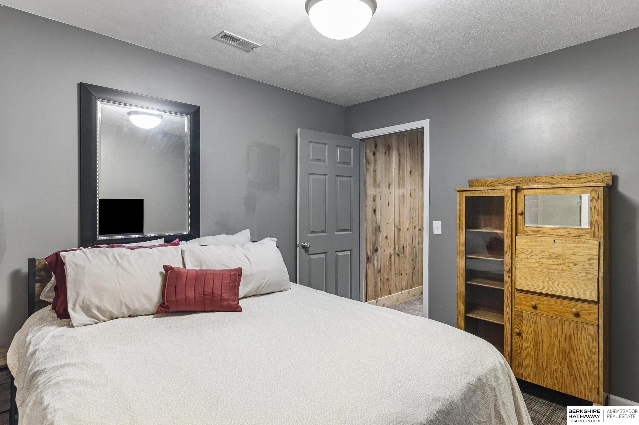 Omaha, Nebraska 68142, United States, 3 Bedrooms Bedrooms, ,2 BathroomsBathrooms,Residential,Active,235745