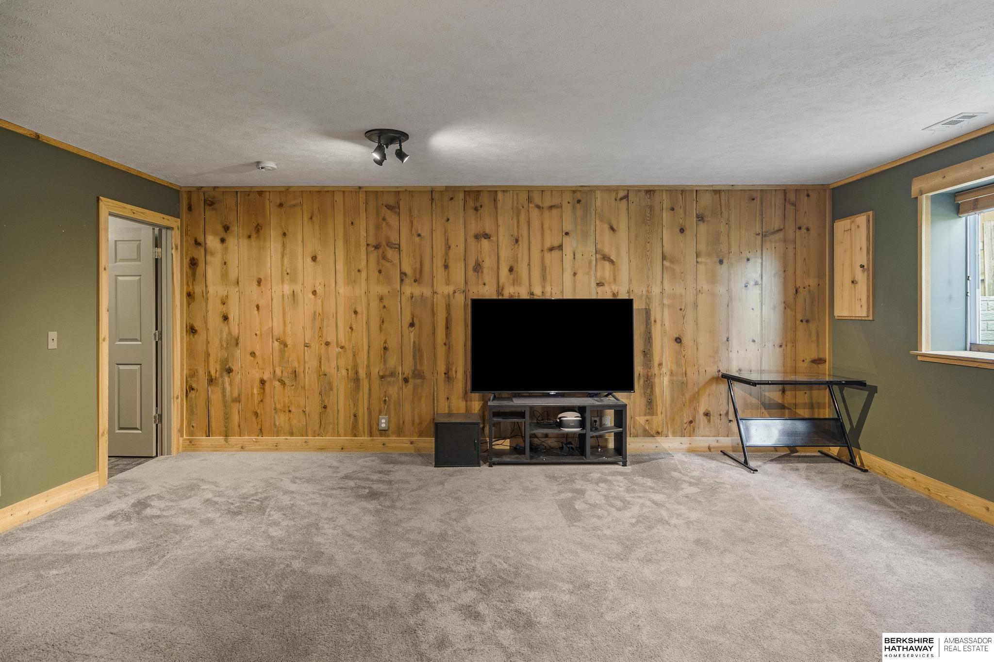 Omaha, Nebraska 68142, United States, 3 Bedrooms Bedrooms, ,2 BathroomsBathrooms,Residential,Active,235745