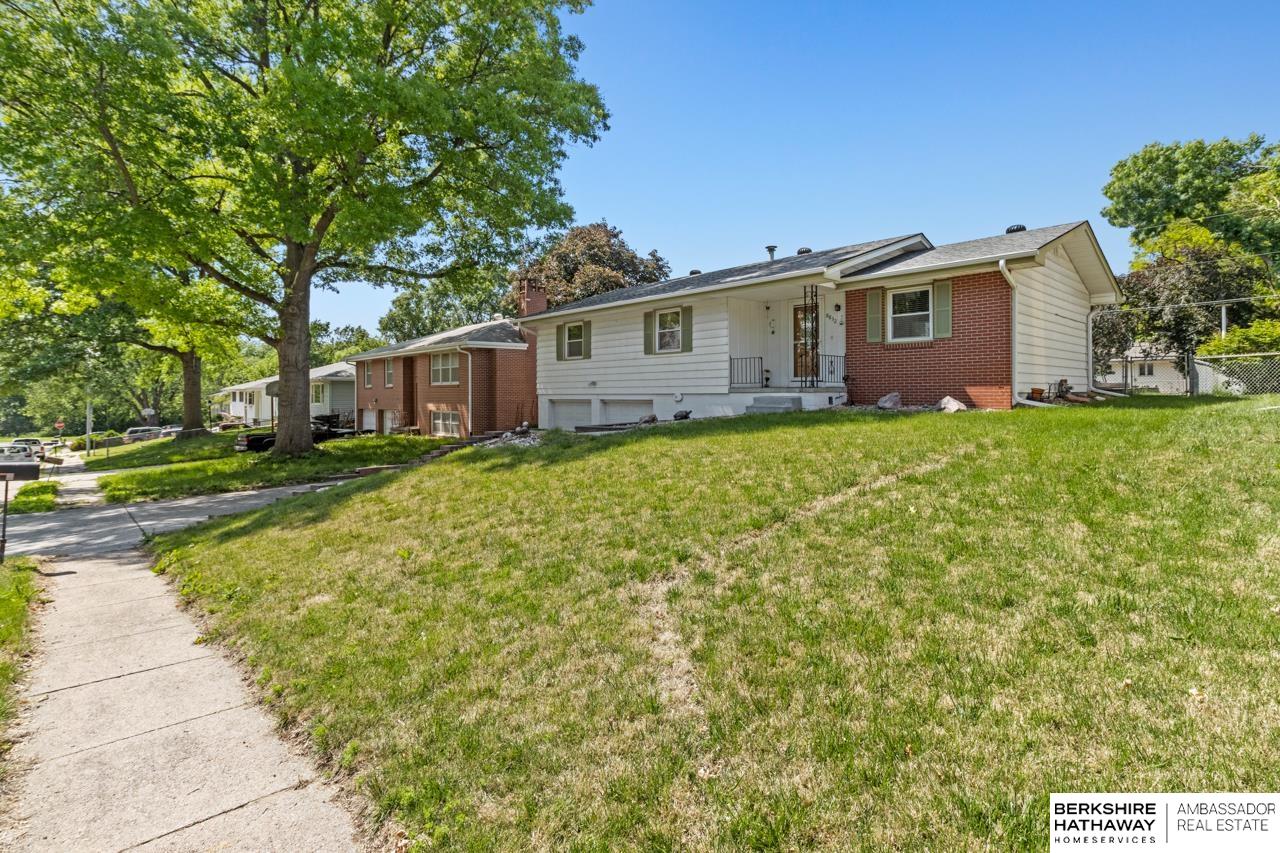 Omaha, Nebraska 68134, United States, 3 Bedrooms Bedrooms, ,3 BathroomsBathrooms,Residential,Active,152244