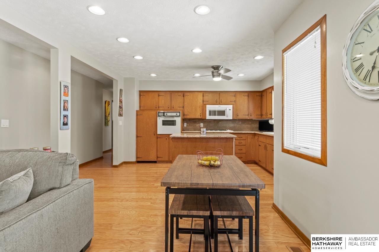 Omaha, Nebraska 68134, United States, 3 Bedrooms Bedrooms, ,3 BathroomsBathrooms,Residential,Active,152244