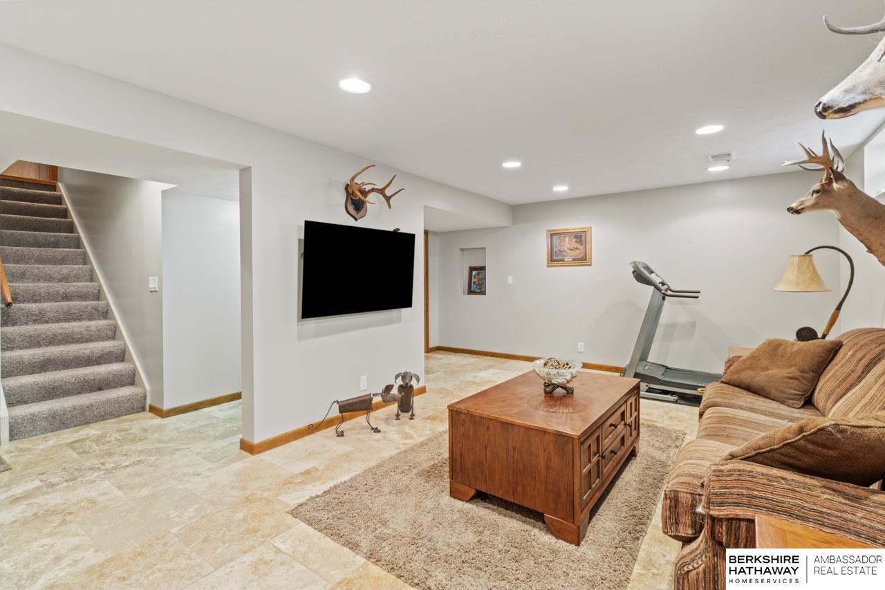 Omaha, Nebraska 68134, United States, 3 Bedrooms Bedrooms, ,3 BathroomsBathrooms,Residential,Active,152244