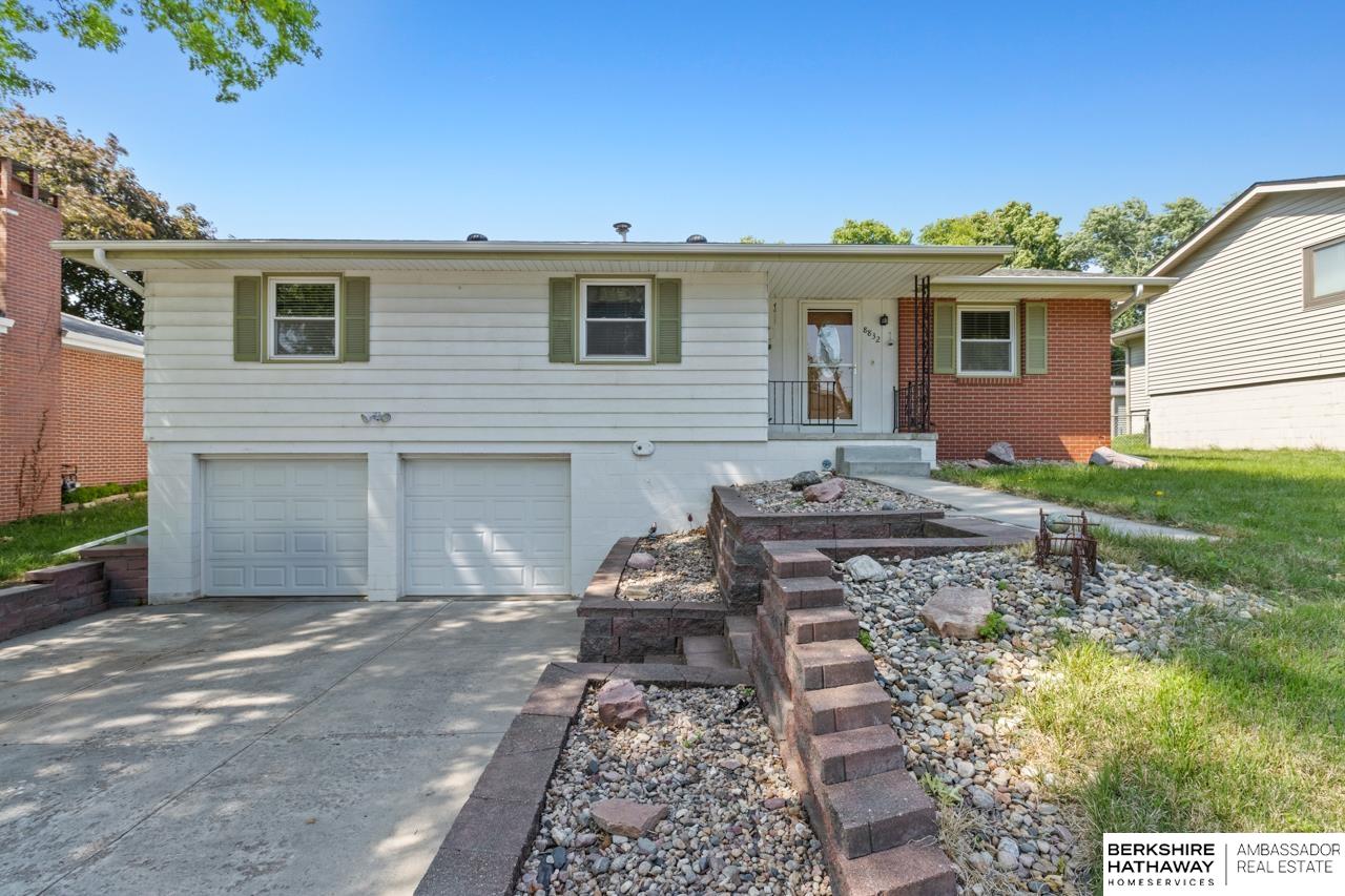 Omaha, Nebraska 68134, United States, 3 Bedrooms Bedrooms, ,3 BathroomsBathrooms,Residential,Active,152244