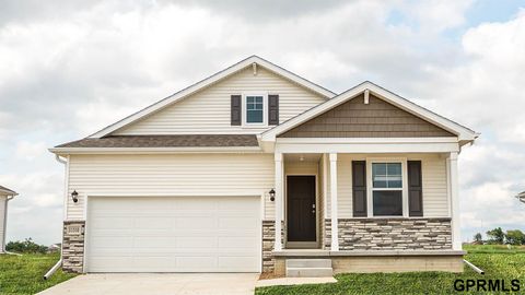 Photo of 11450 Port Royal Drive, Papillion, NE 68046 (MLS # 22531769)