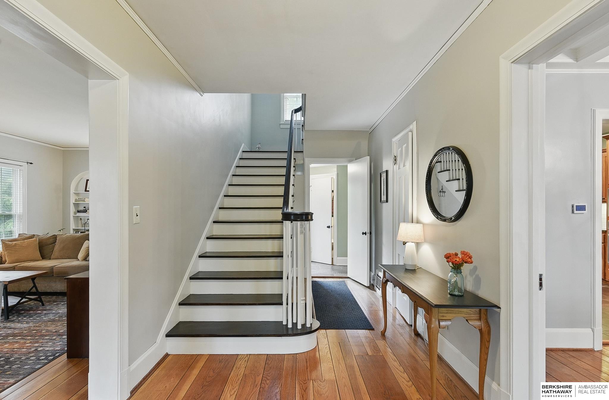 Omaha, Nebraska 68132, United States, 5 Bedrooms Bedrooms, ,2 BathroomsBathrooms,Residential,Active,141122