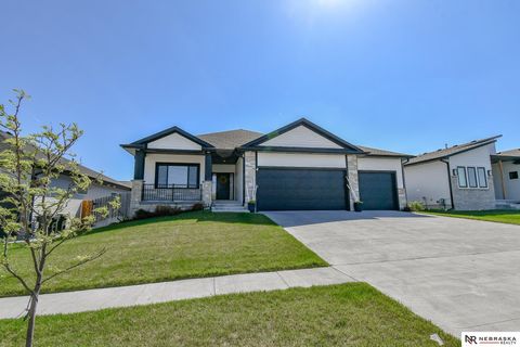 Photo of 1010 N 104 Street, Lincoln, NE 68527 (MLS # 22610967)